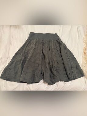 Women's Gray Circle Skirt with Subtle Stitch Detailing